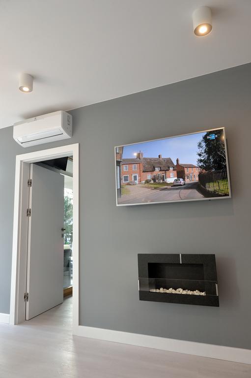 Garden Apartment Cracow- Shopping Mall 1Min, Underground Parking, Family Friendly, City Center Cracovie Extérieur photo
