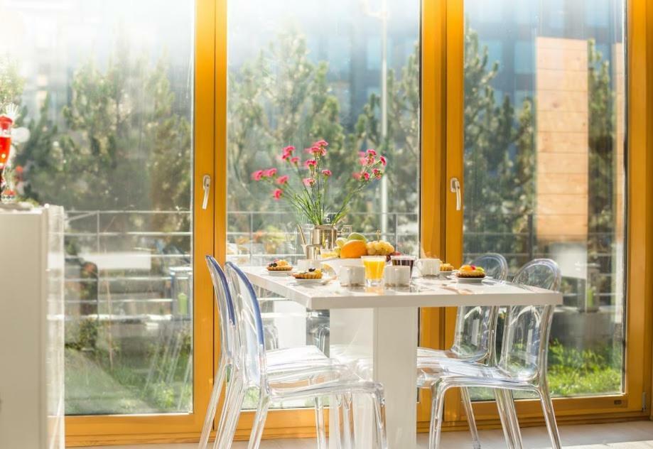 Garden Apartment Cracow- Shopping Mall 1Min, Underground Parking, Family Friendly, City Center Cracovie Extérieur photo